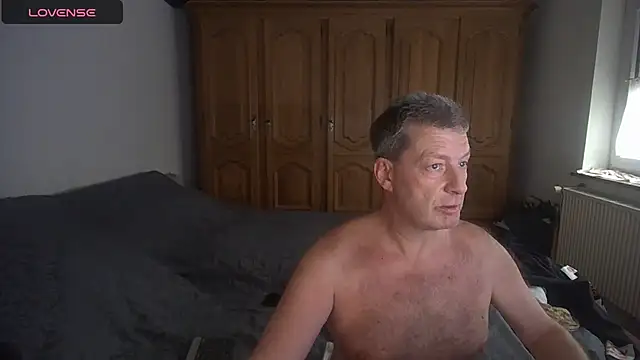 Snapshot of iliebetights chatting on November 23, 2025, 1:54 pm iliebetights online show from November 23, 2025, 1:54 pm