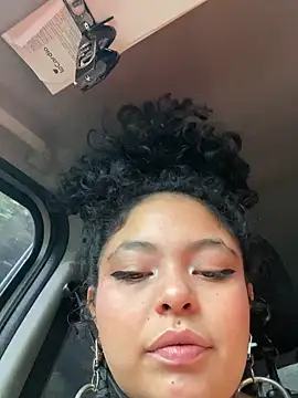 PrincessLauren420 online show from March 18, 2025, 1:23 pm