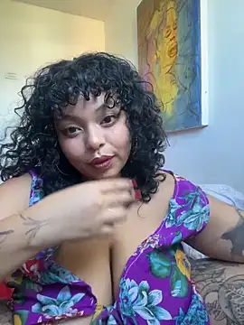 PrincessLauren420 online show from December 5, 2025, 8:06 pm