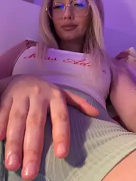 mollyxxx online show from March 21, 2025, 11:23 pm