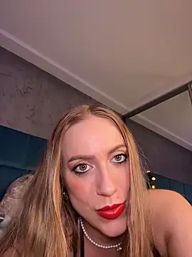 Snapshot of RockQueen_A chatting on February 24, 2026, 5:47 pm RockQueen A online show from February 24, 2026, 5:47 pm