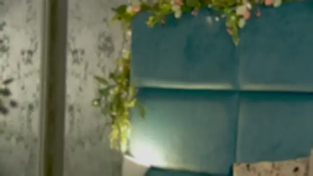 RockQueen A online show from April 16, 2026, 4:35 am