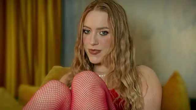 Snapshot of RockQueen_A chatting on November 18, 2025, 4:16 am RockQueen A online show from November 18, 2025, 4:16 am