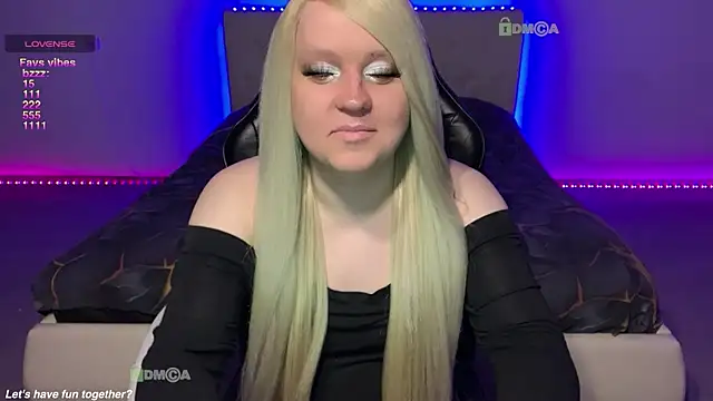 Snapshot of camsmiley chatting on May 5, 2026, 7:50 pm camsmiley online show from May 5, 2026, 7:50 pm