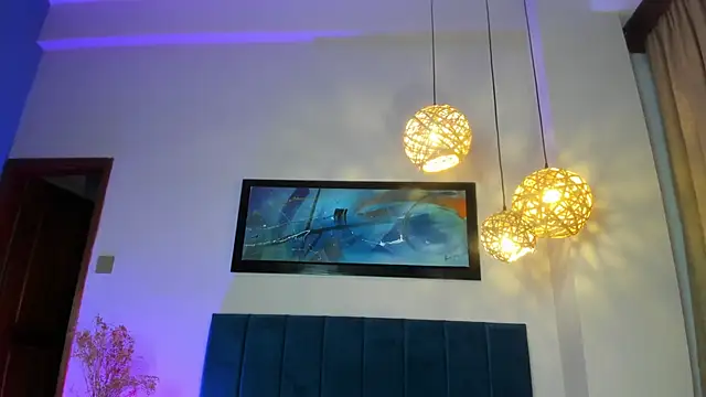 Snapshot of JupiteFox chatting on November 18, 2025, 11:59 pm JupiteFox online show from November 18, 2025, 11:59 pm