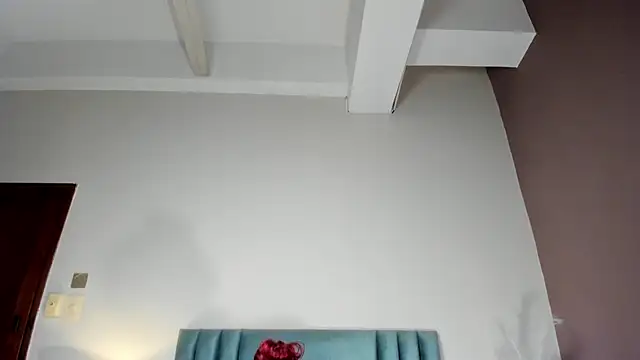 JupiteFox online show from March 17, 2026, 12:57 am