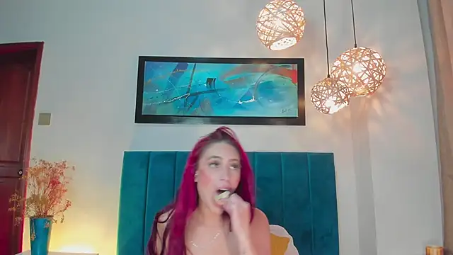 Snapshot of JupiteFox chatting on November 6, 2025, 12:47 am JupiteFox online show from November 6, 2025, 12:47 am