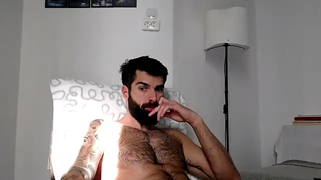 Verycutex online show from November 22, 2025, 9:19 am