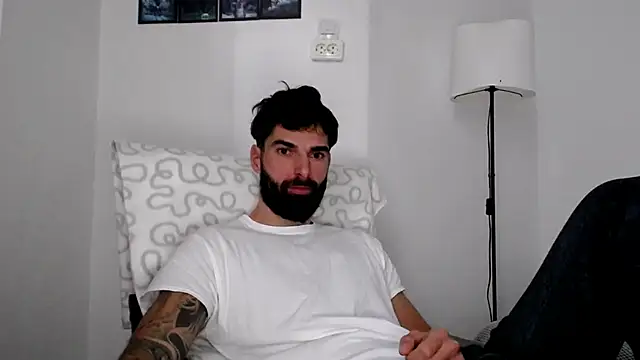 Snapshot of Verycutex chatting on January 14, 2026, 7:45 am Verycutex online show from January 14, 2026, 7:45 am