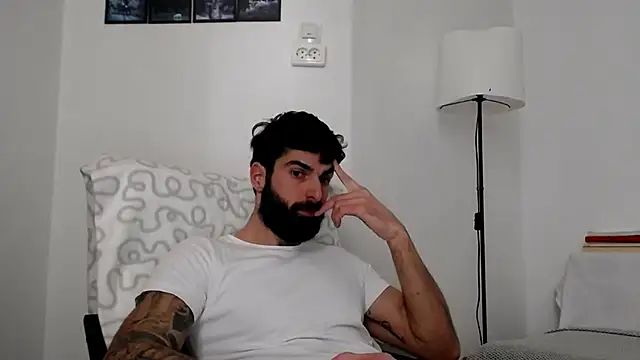 Snapshot of Verycutex chatting on January 13, 2026, 9:02 am Verycutex online show from January 13, 2026, 9:02 am