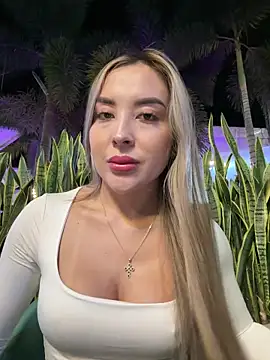 Snapshot of Alexa_seexy1 chatting on May 4, 2026, 12:14 am Alexa seexy1 online show from May 4, 2026, 12:14 am