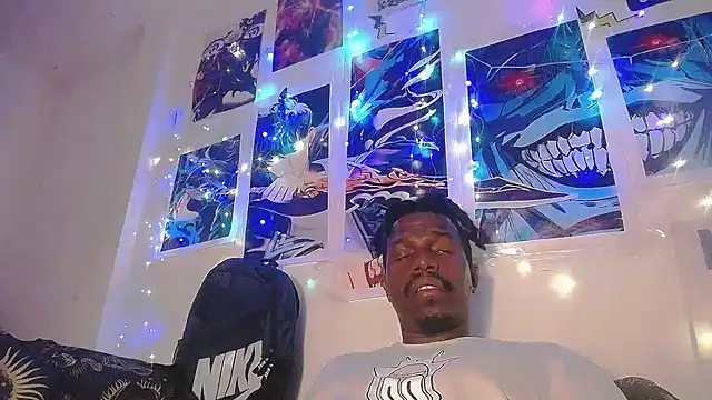 Snapshot of BlackRunning chatting on November 2, 2025, 4:28 am BlackRunning online show from November 2, 2025, 4:28 am