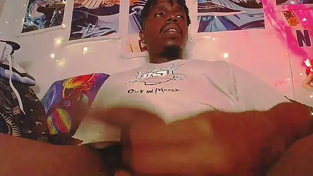 Snapshot of BlackRunning chatting on November 9, 2025, 5:44 am BlackRunning online show from November 9, 2025, 5:44 am