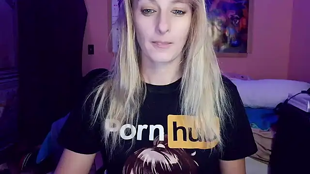 AsiaGoesPro online show from November 21, 2025, 1:10 pm