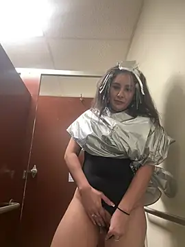 Aw ThROAt9 online show from March 22, 2026, 4:30 pm