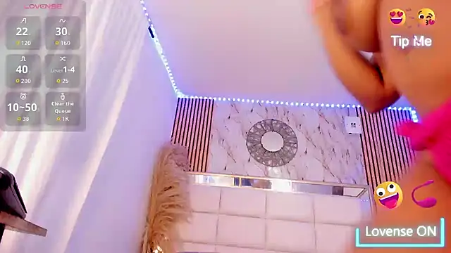 Snapshot of Oriana_Davis1 chatting on November 11, 2025, 1:33 am Oriana Davis1 online show from November 11, 2025, 1:33 am