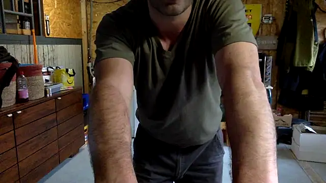 jayvanbergen online show from April 9, 2026, 5:19 pm