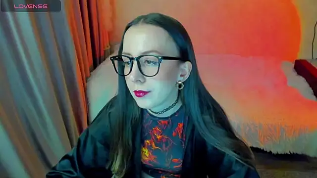 CurlySteph online show from March 29, 2026, 6:31 pm