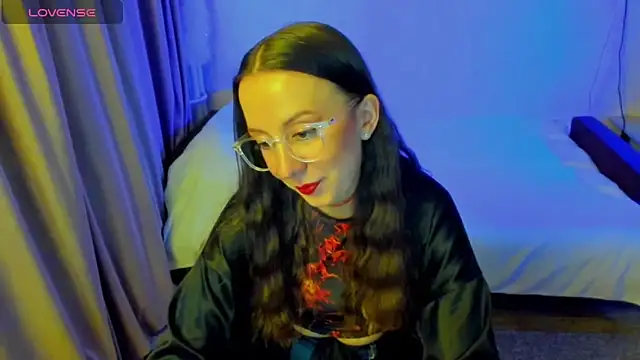 Snapshot of CurlySteph chatting on April 30, 2026, 9:19 pm CurlySteph online show from April 30, 2026, 9:19 pm
