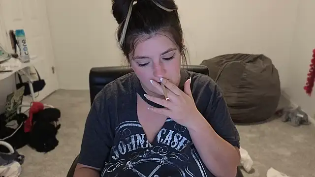 magicsparkles online show from April 11, 2026, 1:57 am