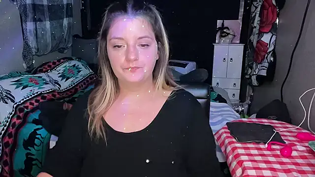 magicsparkles online show from December 2, 2025, 7:04 pm