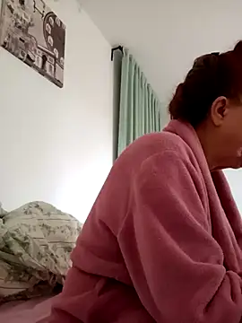 Snapshot of Hottie-Mom chatting on May 12, 2026, 8:54 am Hottie-Mom online show from May 12, 2026, 8:54 am