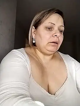 EvaCristal online show from January 13, 2026, 6:39 am