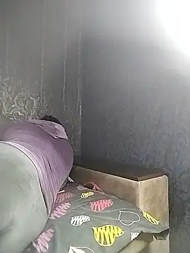 EvaCristal online show from March 18, 2026, 4:19 pm