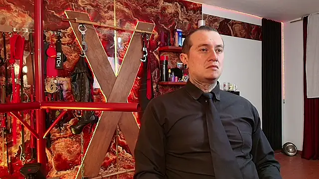 boy n girl online show from March 21, 2025, 10:17 am