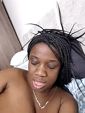 doucebrune online show from February 22, 2026, 4:48 am