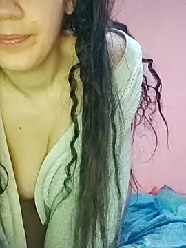 Snapshot of Amaya07 chatting on April 8, 2026, 12:34 am Amaya07 online show from April 8, 2026, 12:34 am