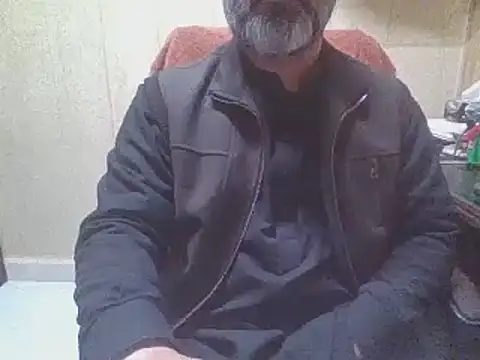 Snapshot of hairymaster95 chatting on February 3, 2026, 4:43 am hairymaster95 online show from February 3, 2026, 4:43 am