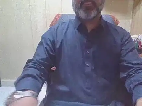 hairymaster95 online show from June 3, 2026, 5:08 am