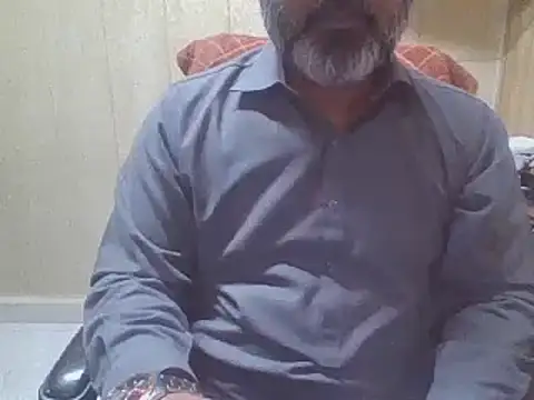 Snapshot of hairymaster95 chatting on February 21, 2026, 6:59 am hairymaster95 online show from February 21, 2026, 6:59 am