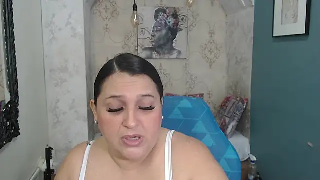 Kerly Doll online show from February 19, 2026, 1:30 pm