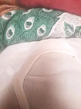 Snapshot of Ummfuss1 chatting on April 15, 2026, 1:59 pm Ummfuss1 online show from April 15, 2026, 1:59 pm