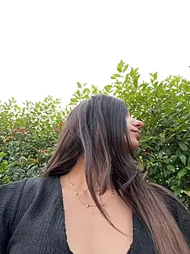  MiaQueen  online show from May 31, 2026, 3:18 pm