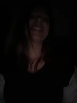 Snapshot of _MiaQueen_ chatting on December 20, 2024, 8:55 pm MiaQueen online show from December 20, 2024, 8:55 pm