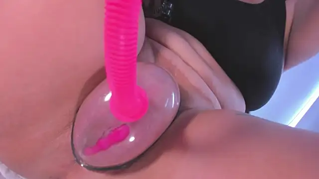 Snapshot of aniiee_x chatting on November 23, 2025, 5:01 pm aniiee x online show from November 23, 2025, 5:01 pm