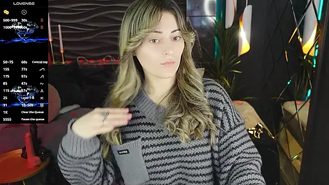 Snapshot of KylieMellow chatting on February 20, 2026, 1:24 pm KylieMellow online show from February 20, 2026, 1:24 pm