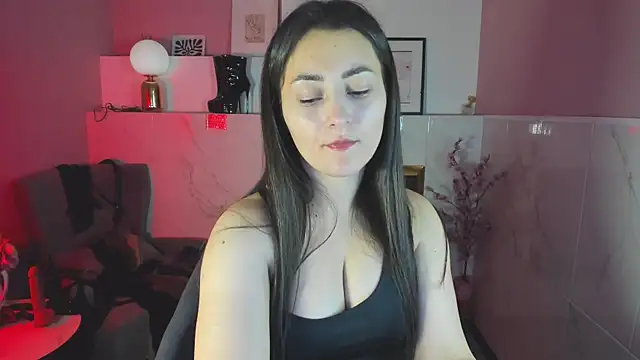 Snapshot of KylieMellow chatting on November 6, 2025, 1:15 pm KylieMellow online show from November 6, 2025, 1:15 pm