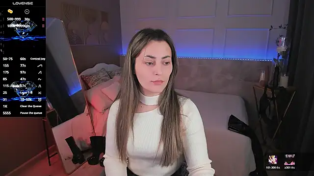 Snapshot of KylieMellow chatting on April 16, 2026, 5:30 am KylieMellow online show from April 16, 2026, 5:30 am