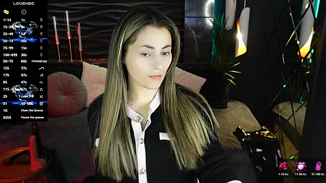 Snapshot of KylieMellow chatting on March 23, 2026, 1:22 pm KylieMellow online show from March 23, 2026, 1:22 pm