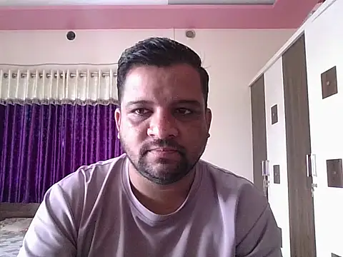 Snapshot of dhruv_love chatting on October 27, 2025, 4:02 am dhruv love online show from October 27, 2025, 4:02 am