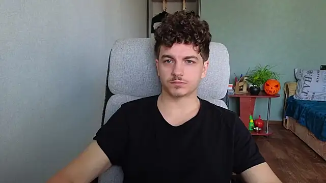 Remy Miles online show from November 22, 2025, 8:46 am