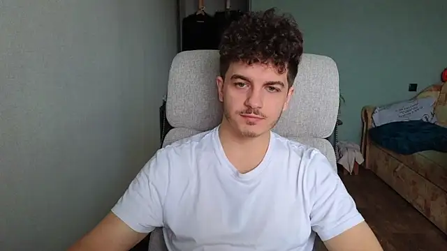 Remy Miles online show from December 16, 2025, 8:07 am