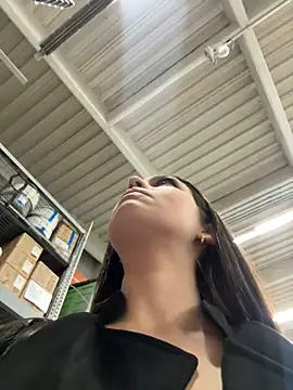 Alyshanon18 online show from April 8, 2026, 10:55 pm