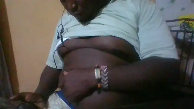 honeyswit online show from November 19, 2025, 10:43 pm