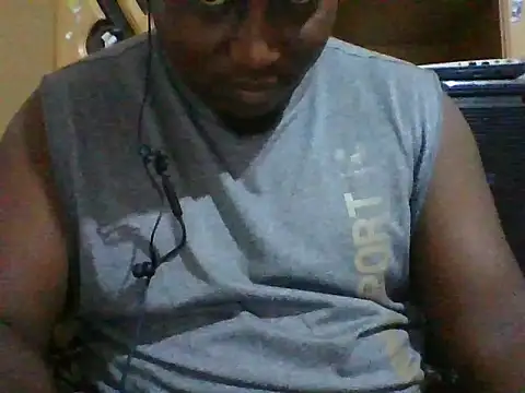 Snapshot of honeyswit chatting on January 5, 2026, 9:18 pm honeyswit online show from January 5, 2026, 9:18 pm