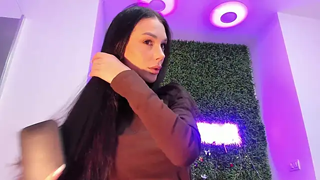 Snapshot of realhotfallingdevil chatting on January 11, 2026, 6:20 am realhotfallingdevil online show from January 11, 2026, 6:20 am